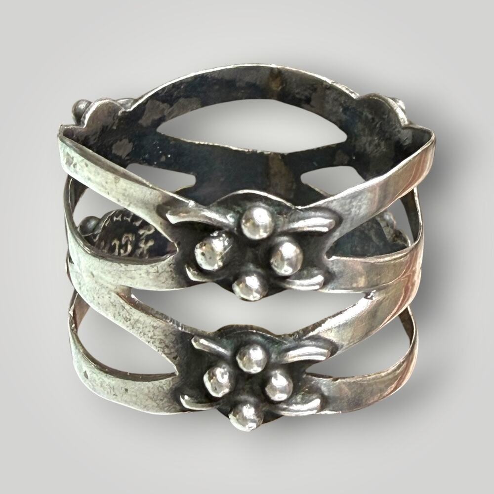 Vintage Sterling Silver 925 Floral Openwork Band Ring All Around Size 7 2.5g